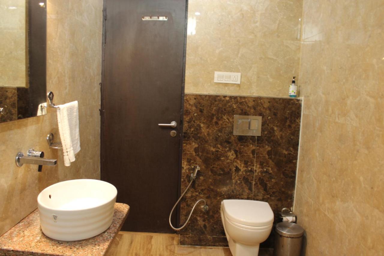 The Royal Ville Agra - Family & Corporate Hotel Bagian luar foto