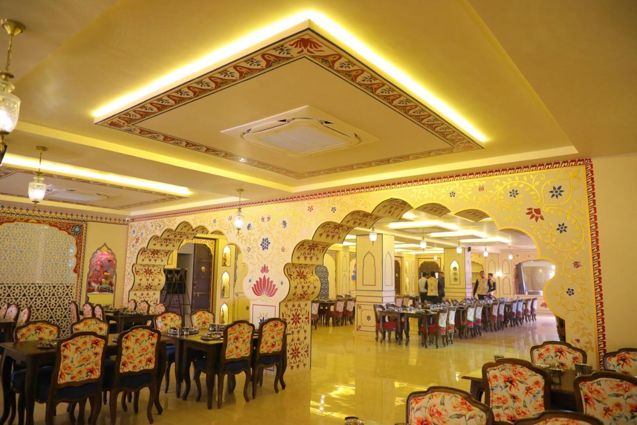The Royal Ville Agra - Family & Corporate Hotel Bagian luar foto